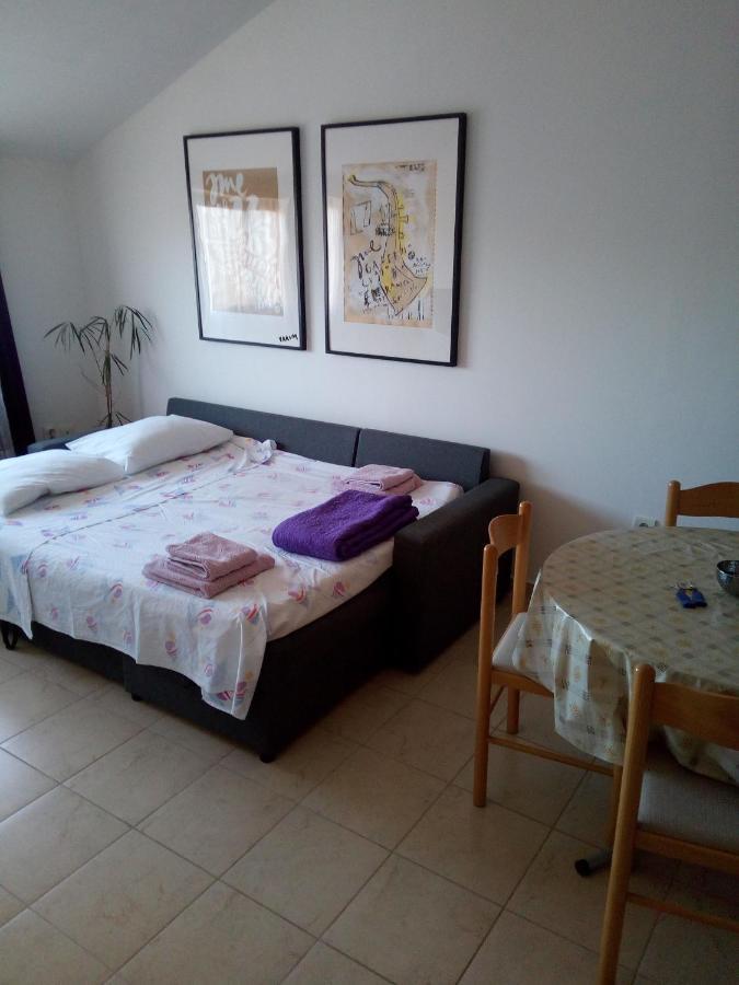 Apartman Adriatic Pola Esterno foto