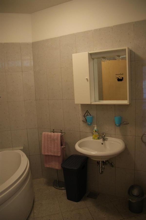 Apartman Adriatic Pola Esterno foto