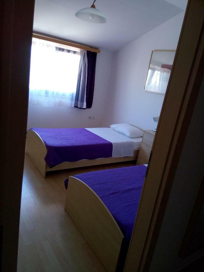 Apartman Adriatic Pola Esterno foto