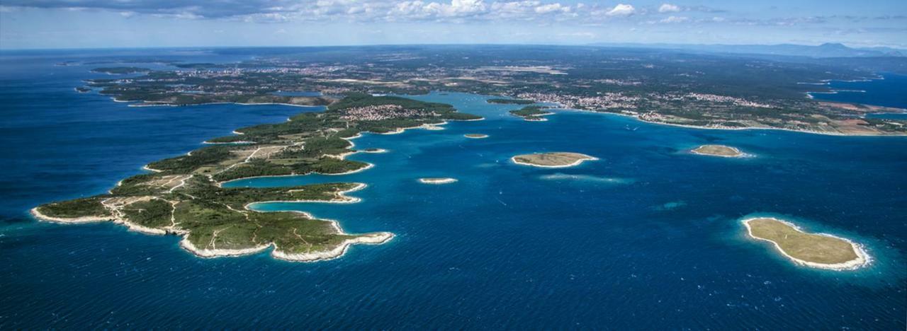 Apartman Adriatic Pola Esterno foto