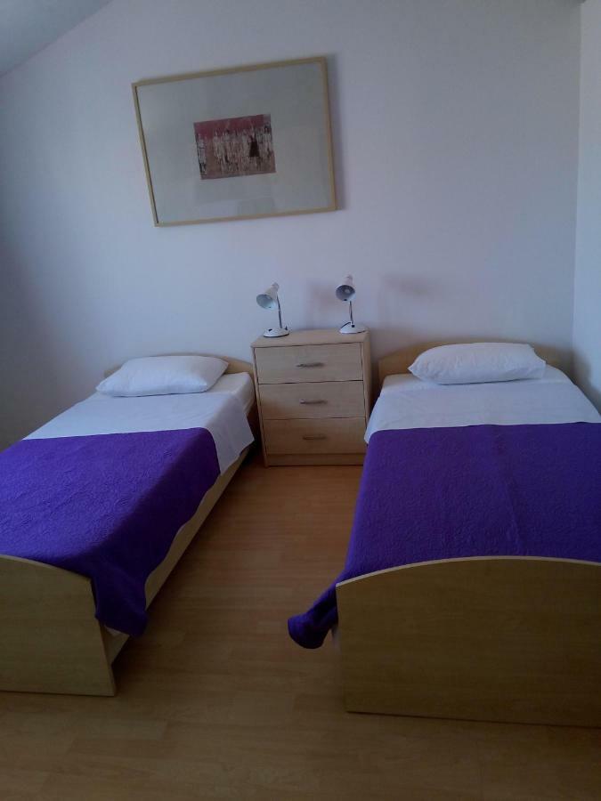Apartman Adriatic Pola Esterno foto